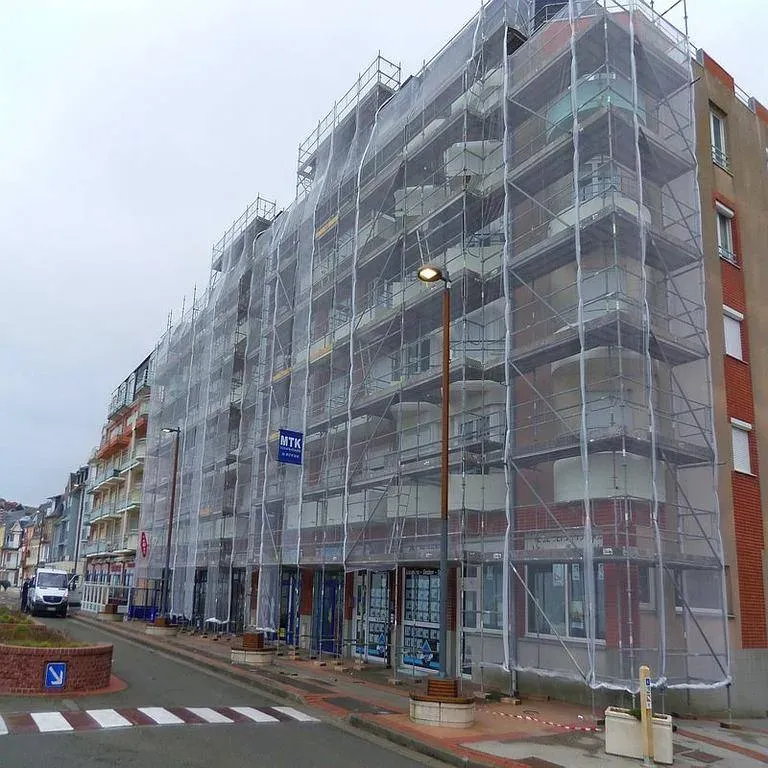 Montage échafaudage à Somain